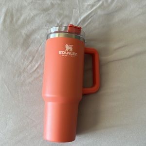 Stanley adventure quencher 40oz